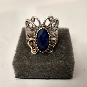 Butterfly ring with a beautiful lapis stone